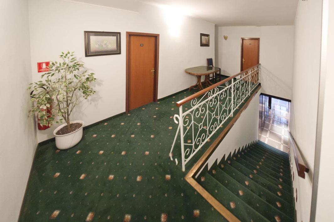 Hotel Zephyr - Plovanija Буйе Экстерьер фото